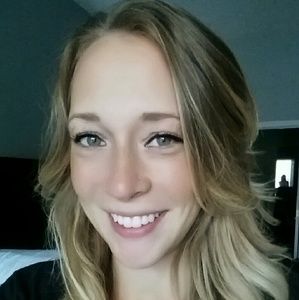 Meet your Posher, Charise