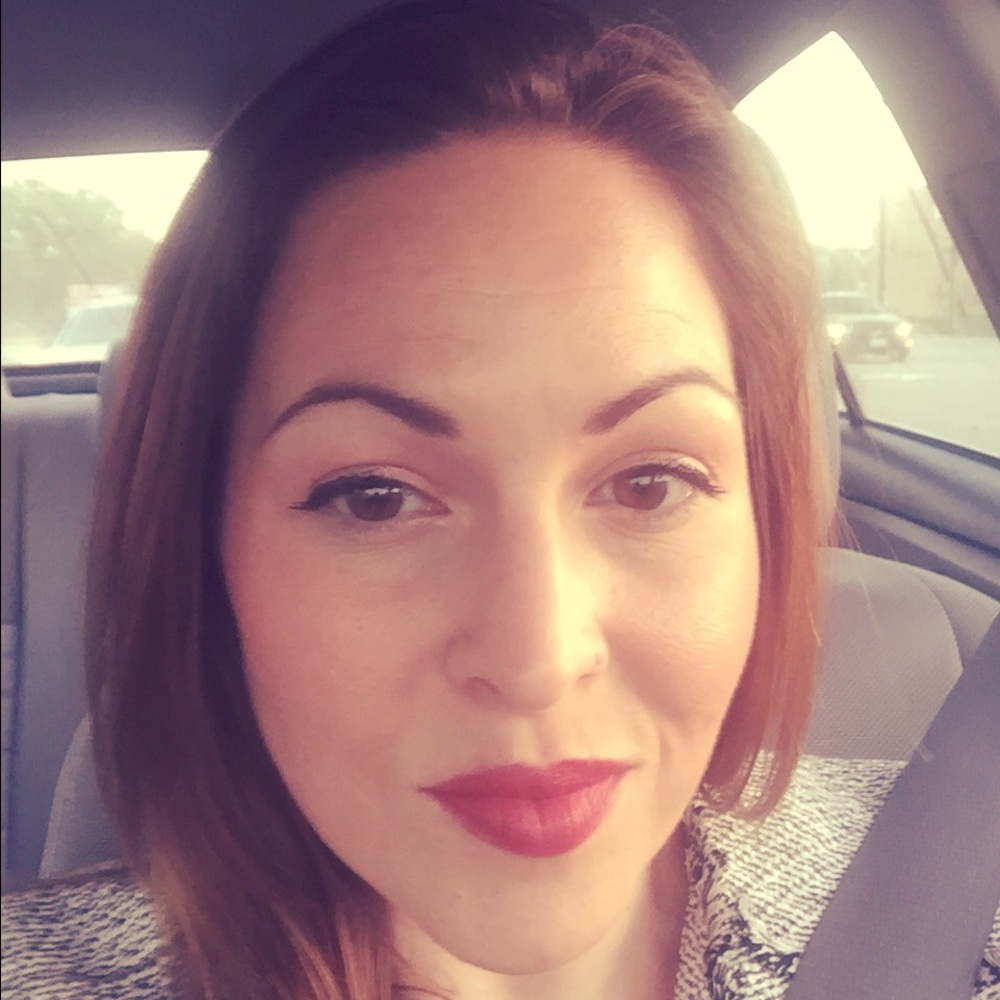 Meet your Posher, Amy