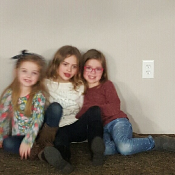 Meet your Posher, Millisa