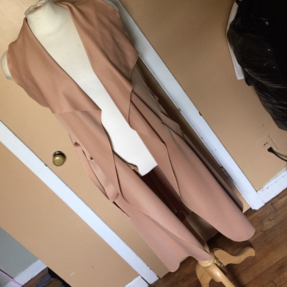 ⭐️SOLD⭐️ nude waterfall vest