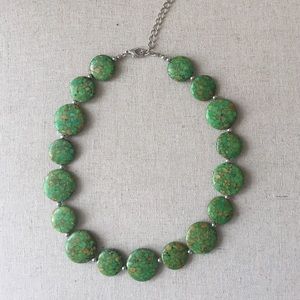 ✨NWOT✨ Green Stone Statement Necklace