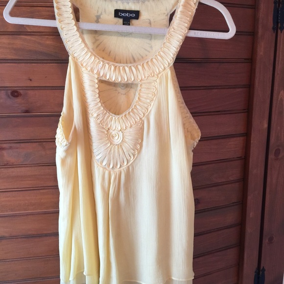 ~TRADE~LOOKING FOR THIS TOP IN A SMALL