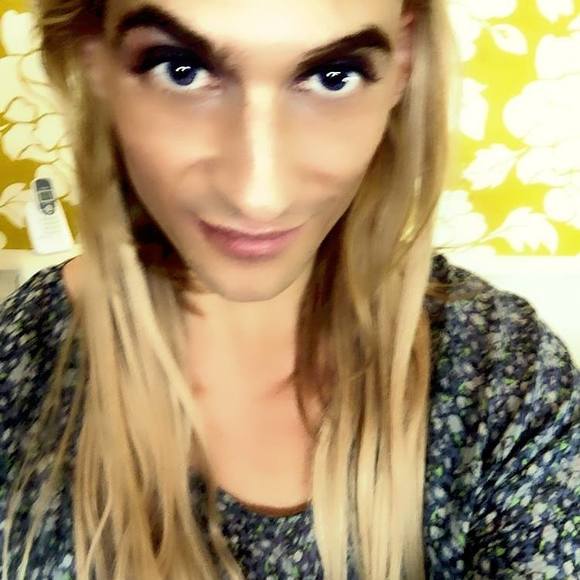 Meet your Posher, Gwenviere