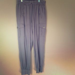 Capri pants