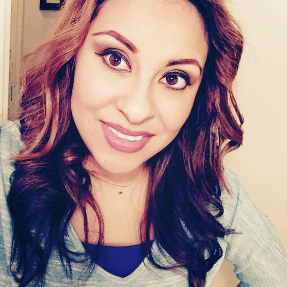 Meet your Posher, Ana