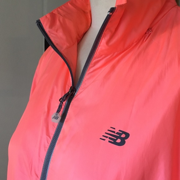 ☔️New Balance windbreaker