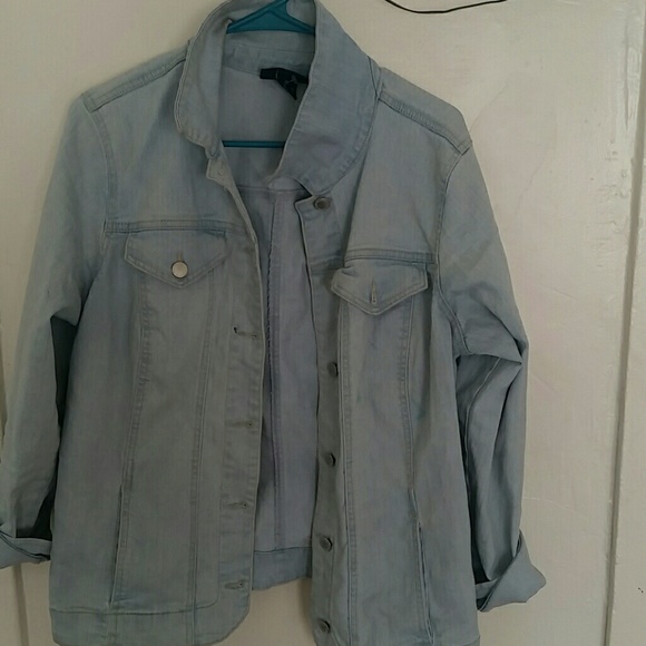 Lightwash Jean Jacket