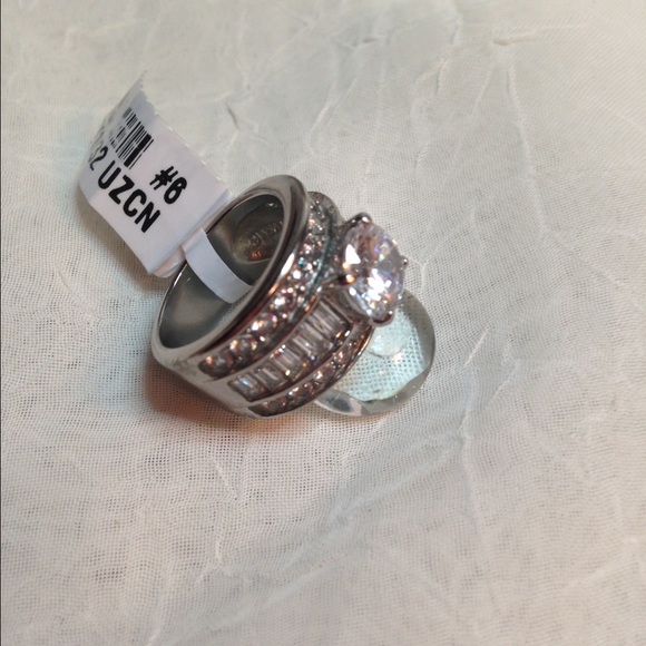 2 ct Stainless Steel Brilliant CZ Ring - Picture 5 of 7