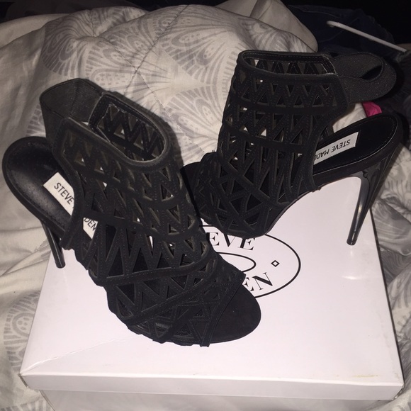 Steve Madden Shoes - Heels 🔥Firm Price🔥