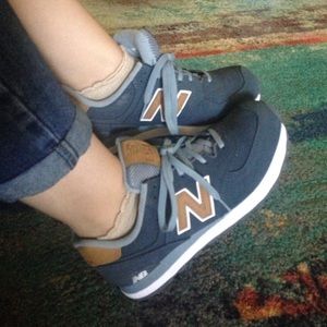 New Balance Dusty Blue Sneakers