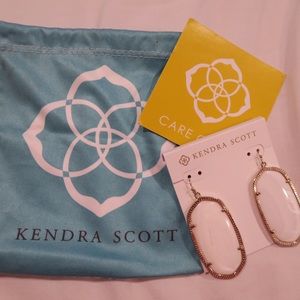 Kendra Scott Danielle Earrings