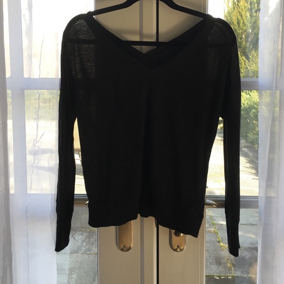 Black Long Sleeve V Neck