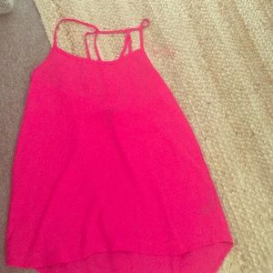 Very cute strapped tank top!