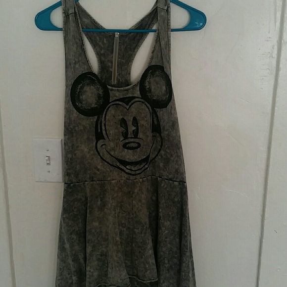 Mickey flowy tank top