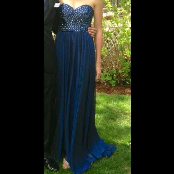 Prom dress *price negotiable*