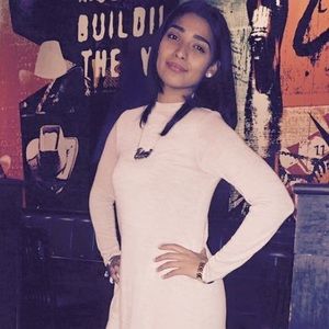 Meet your Posher, Melany