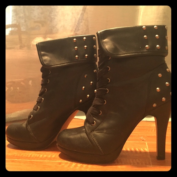 Studded ***kicking Heels Boots