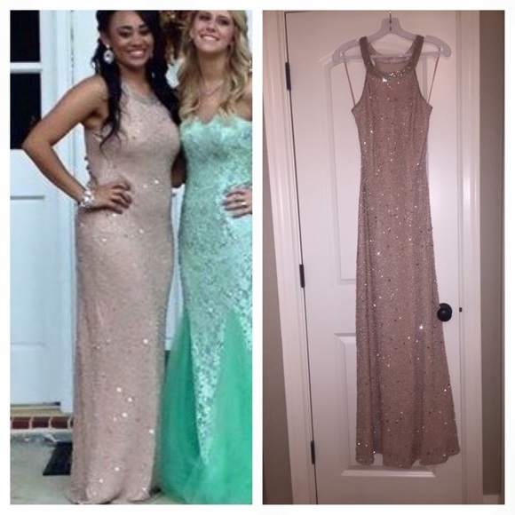 Dresses & Skirts - Beautiful blush/nude formal dress!