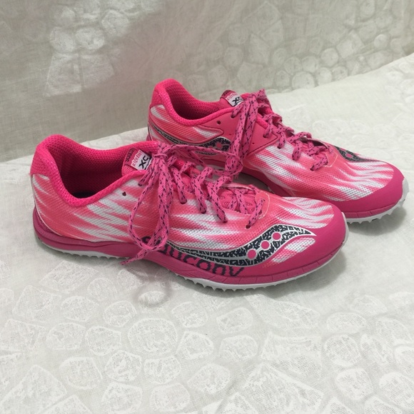 Saucony Shoes - Saucony Pink & White Tennis Shoes/ Sneakers Sz 7!
