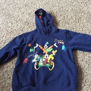 Disney sweatshirt. Boys size 5/6