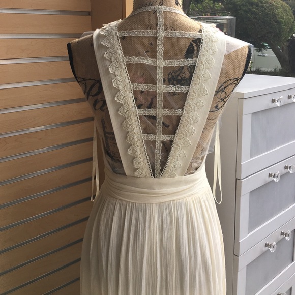 Sold Gorgeous long Ivory Dress EUC worn once!! - Picture 3 of 4