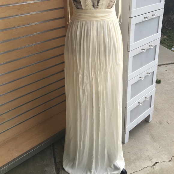 Sold Gorgeous long Ivory Dress EUC worn once!! - Picture 4 of 4