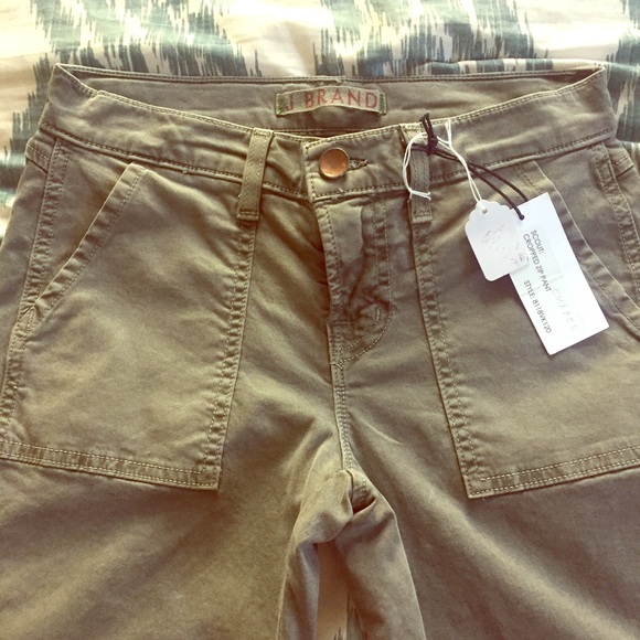 J. Brand Scout Cropped Zip Pant Size 24
