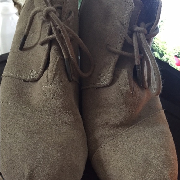 Toms Sand color Wedges gently used no box