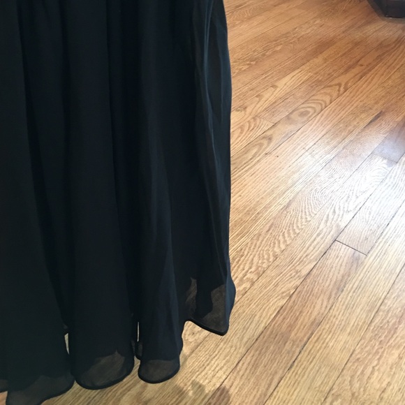 Forever 21 black dress - Picture 4 of 4