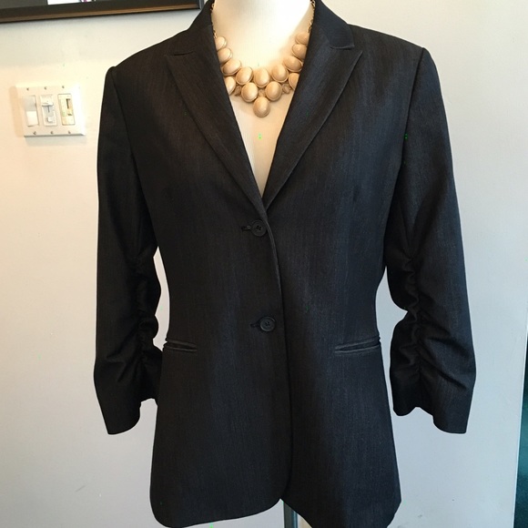 ✨Gorgeous Blazer✨