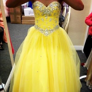 Prom dress