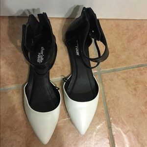 Black and white pointy flats