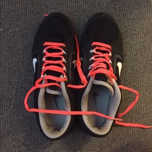 Gently used Nike running shoes