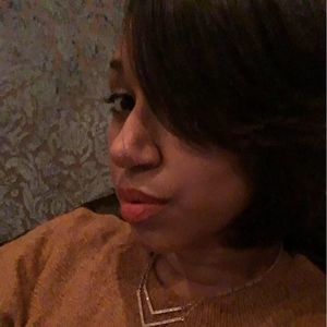 Meet your Posher, Thea