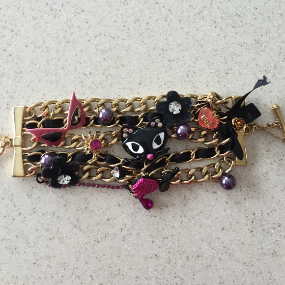 Betsey Johnson bracelet