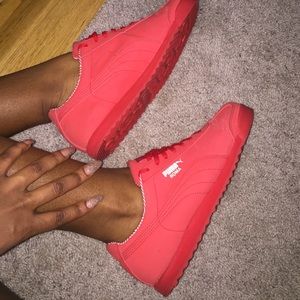 Puma Roma (All Red)