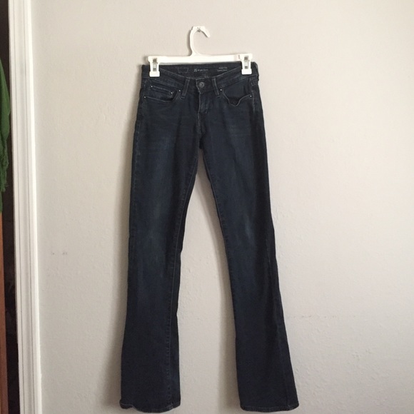 Levis Modern Rise Bootcut Skinny jeans