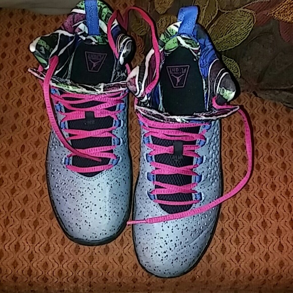 Melo 11 sneakers