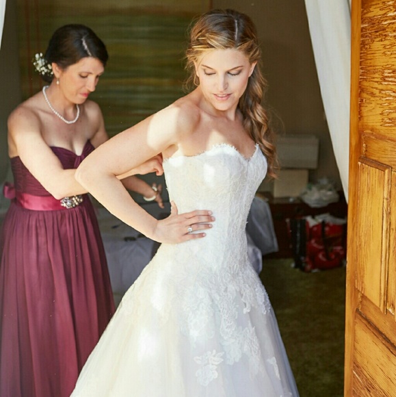 Monique Lhuillier Jade wedding dress - Picture 4 of 6