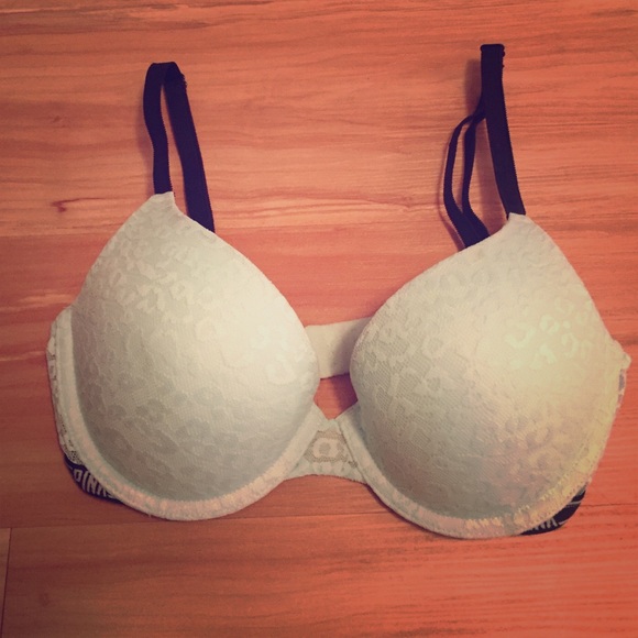 VICTORIA SECRET PINK LEOPARD BRA
