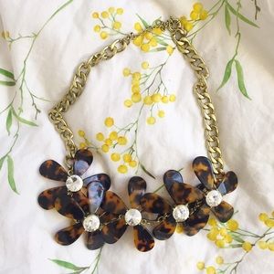 Beautiful tortoise statement necklace!