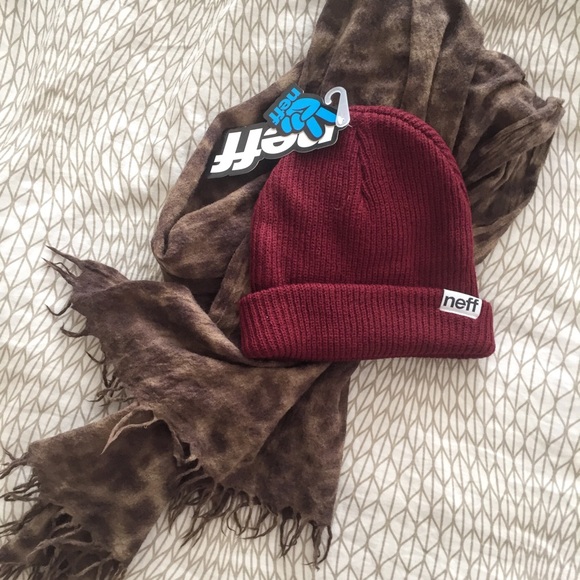 Maroon Neff Beanie NWT - Picture 1 of 1