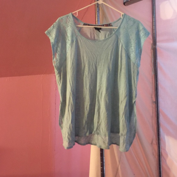 Rue 21 top