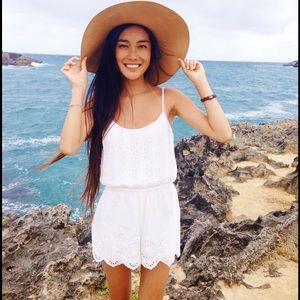 🌸Abercrombie & Fitch white romper🌸