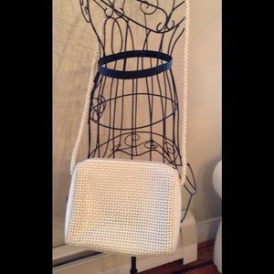 Medallion Beige Vintage Woven Purse