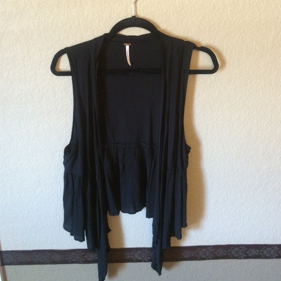 Black FREE PEOPLE ruffle vest/cardigan