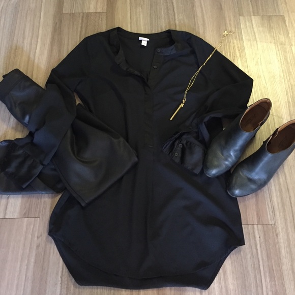 Merona Tops - Black tunic with satin details.