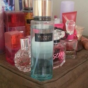 Victoria's Secret Body Mist in Dream