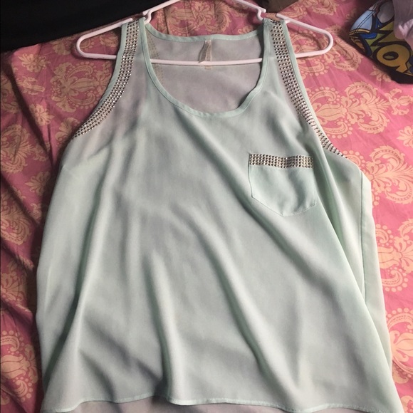Tank top - Picture 1 of 2
