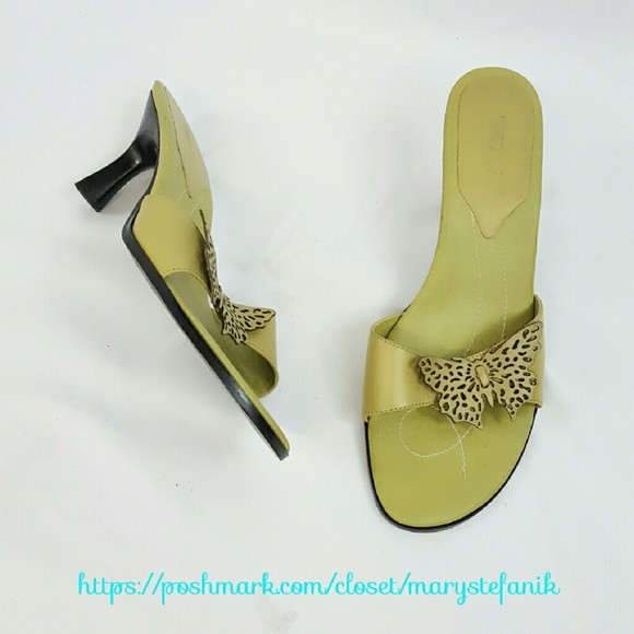 two lips Shoes - Two Lips Green Heels with Butterfly size 8.5
